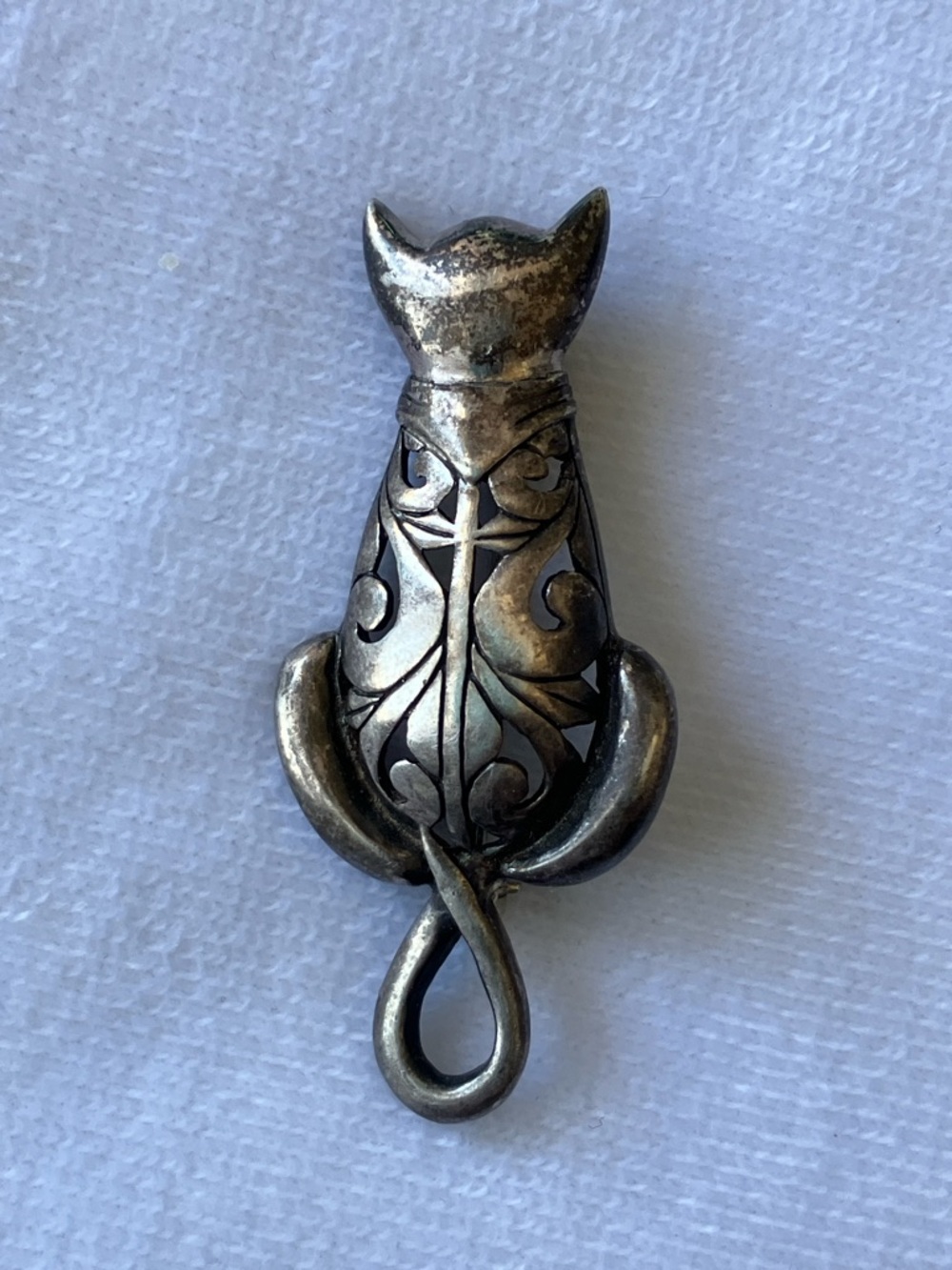 Vintage Jezlaine Sterling Silver Cat Brooch Pin